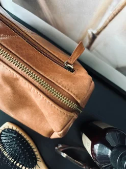 VIAMAJA Toilettaske Nora Cognac Sale