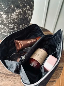 VIAMAJA Toilettaske - Black leather Discount