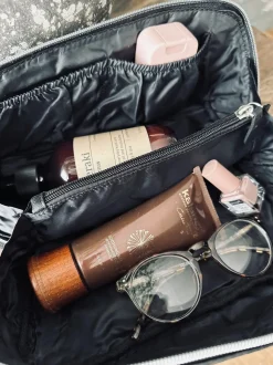 VIAMAJA Toilettaske - Black leather Discount