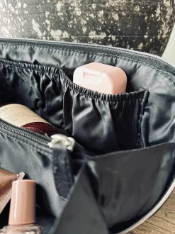 VIAMAJA Toilettaske - Black leather Discount