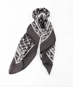 VIAMAJA Tørklæde – 70×70 Satin black Outlet