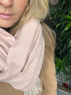 VIAMAJA Tørklæde Helena - Blush Pink Online