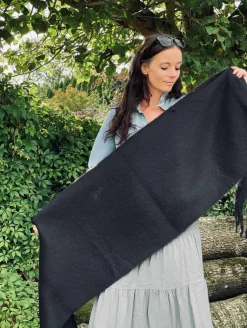 VIAMAJA Tørklæde Nora Black small Best