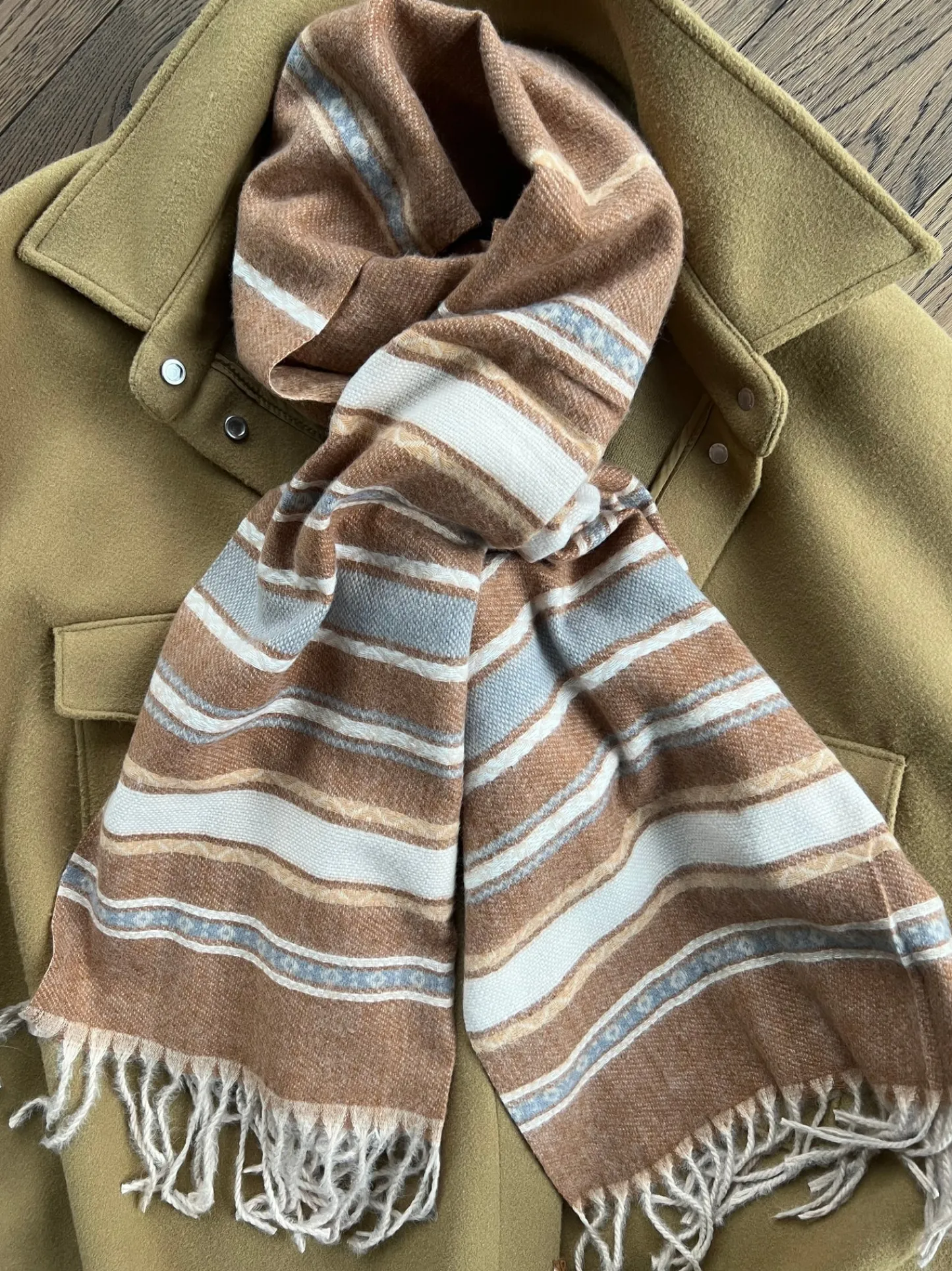 VIAMAJA Tørklæde Sasha - Cognac Strib Clearance