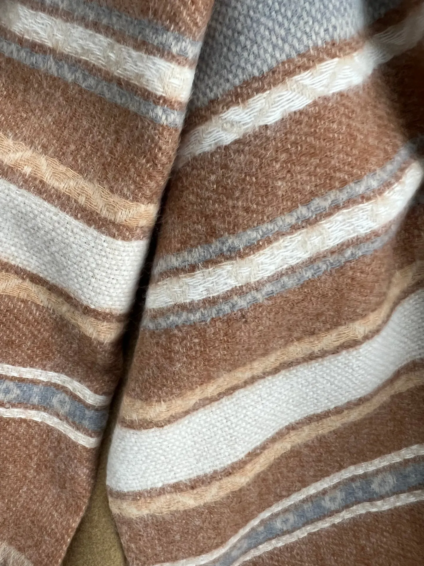 VIAMAJA Tørklæde Sasha - Cognac Strib Clearance