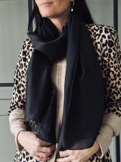 VIAMAJA Tørklæde Silky Black Discount