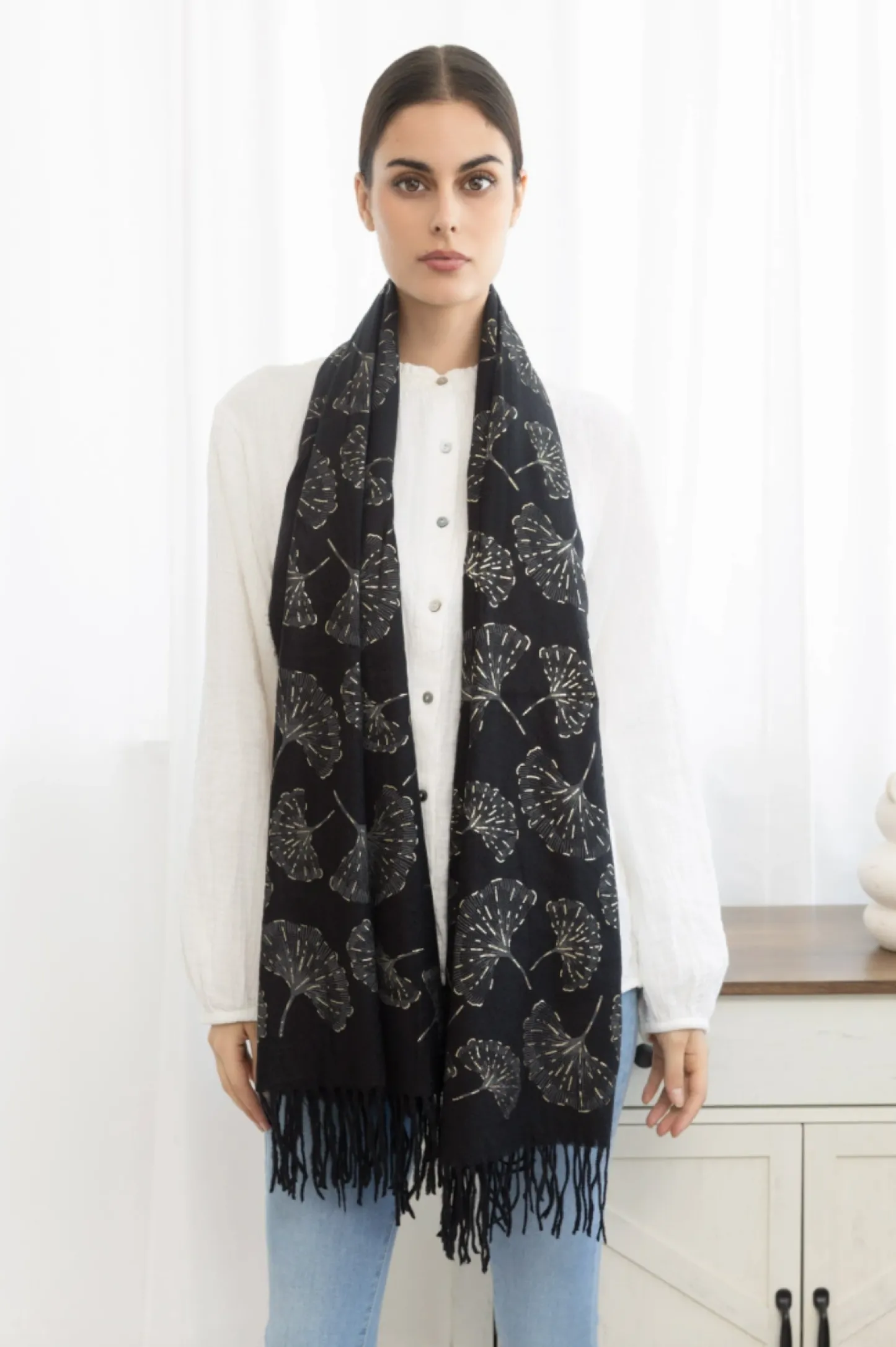 VIAMAJA Tørklæde Silky Black Discount