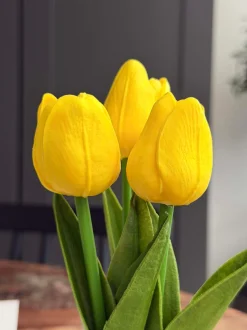 VIAMAJA Tulipaner med lys - Gul Best