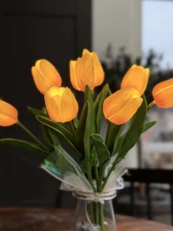 VIAMAJA Tulipaner med lys - Gul Sale