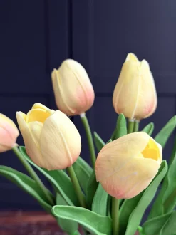 VIAMAJA Tulipaner med lys - Gul Sale