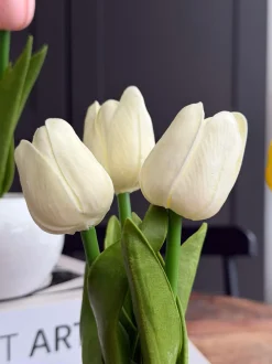 VIAMAJA Tulipaner med lys - Hvid Clearance