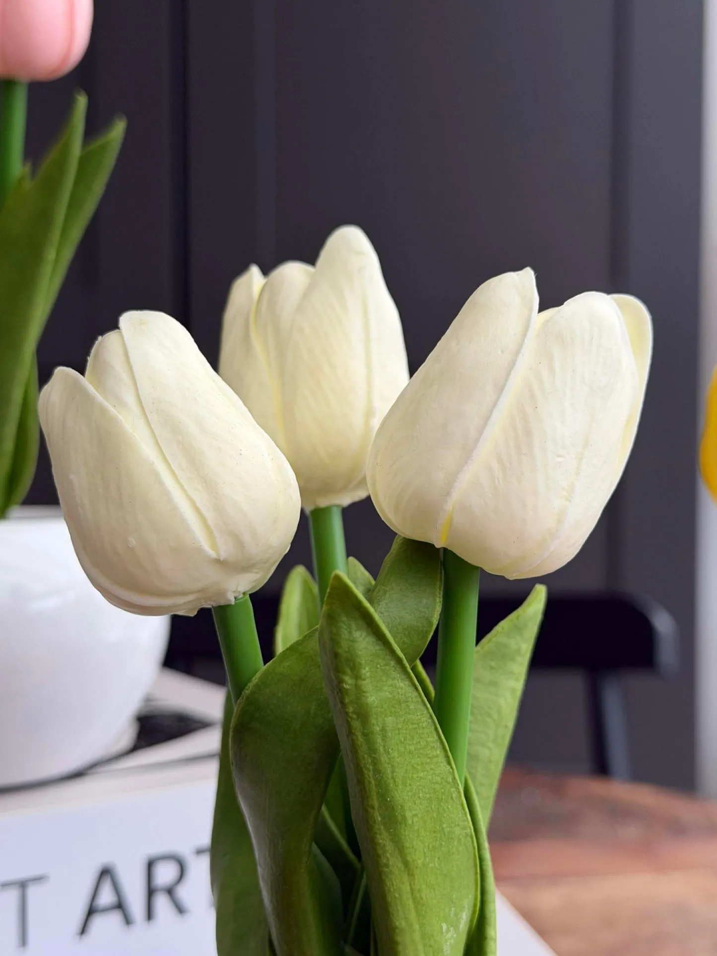 VIAMAJA Tulipaner med lys - Hvid Clearance