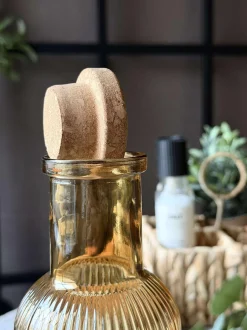 VIAMAJA Vandflaske med korkprop – Gylden 1 ltr. Online