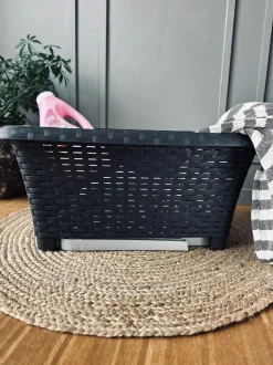 VIAMAJA Vasketøjskurv med foldbar ben - Dark grey New