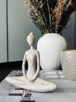 VIAMAJA YOGA - Small white Lady