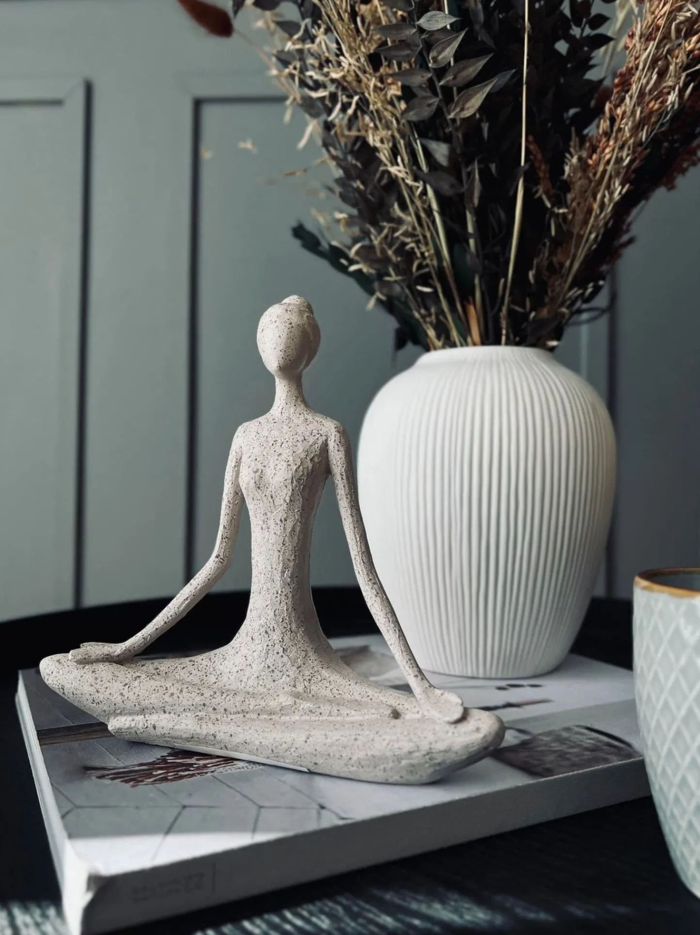 VIAMAJA YOGA - White Lady No.4 Clearance